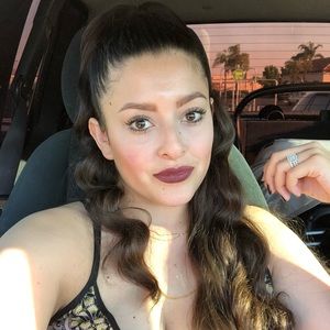 Meet your Posher, Jacqueline